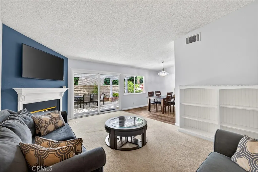 909 Shady Lane