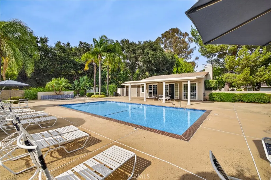 909 Shady Lane