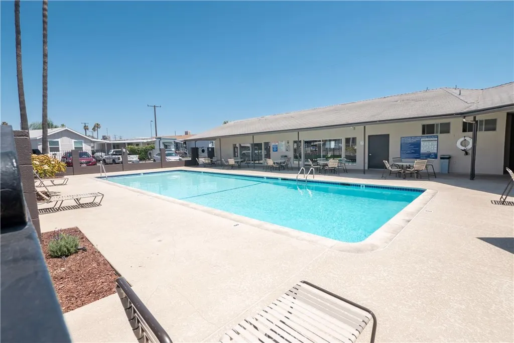 1045 N Azusa #79
