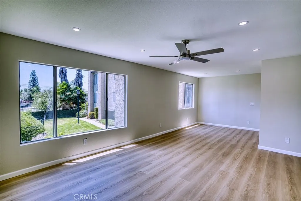 830 N Dalton #112