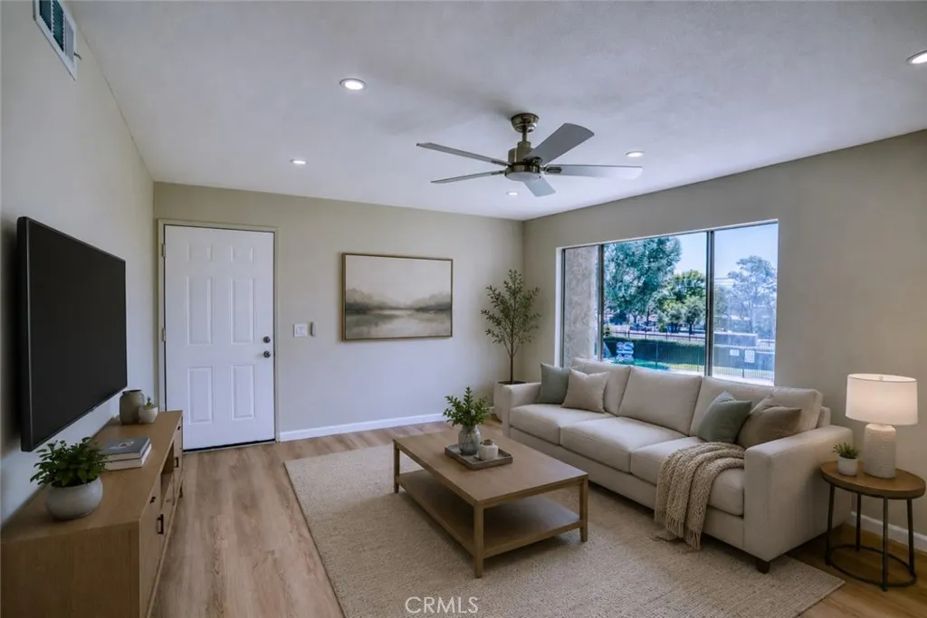 830 N Dalton #112
