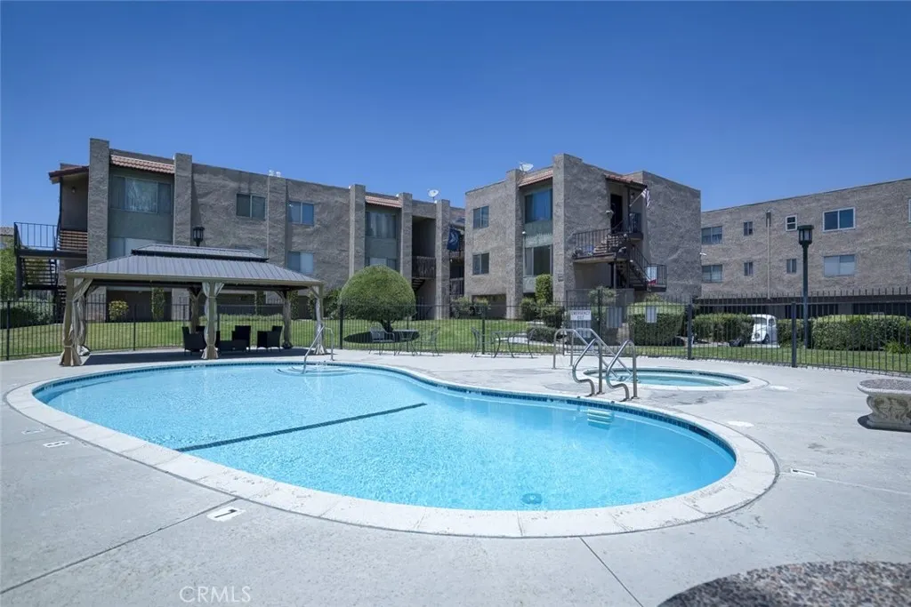 830 N Dalton #112