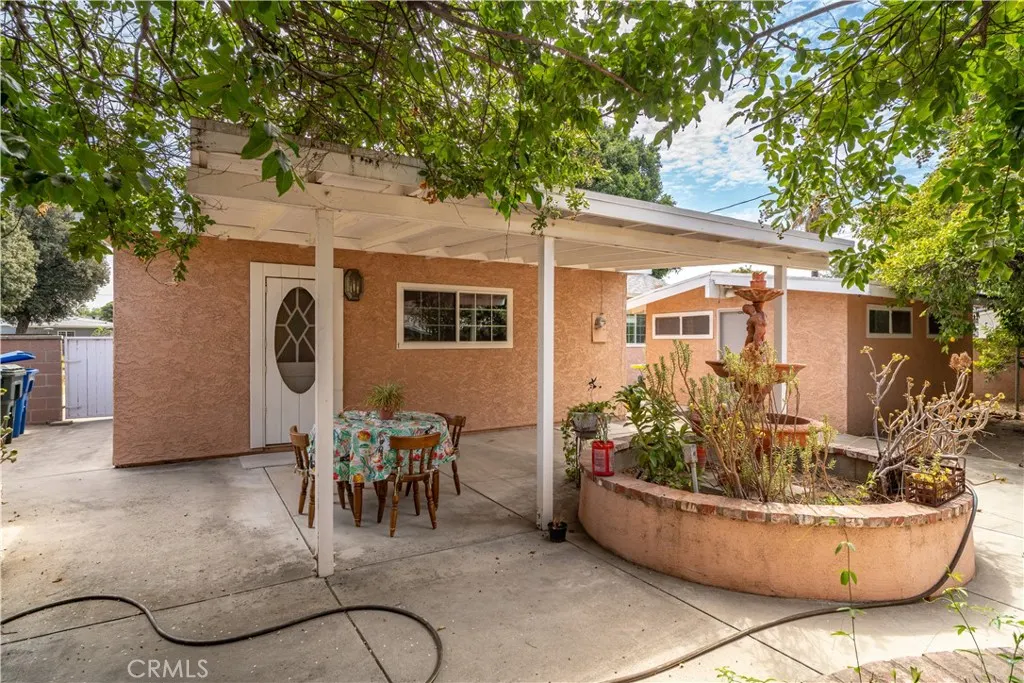 317 S Gardenglen Street