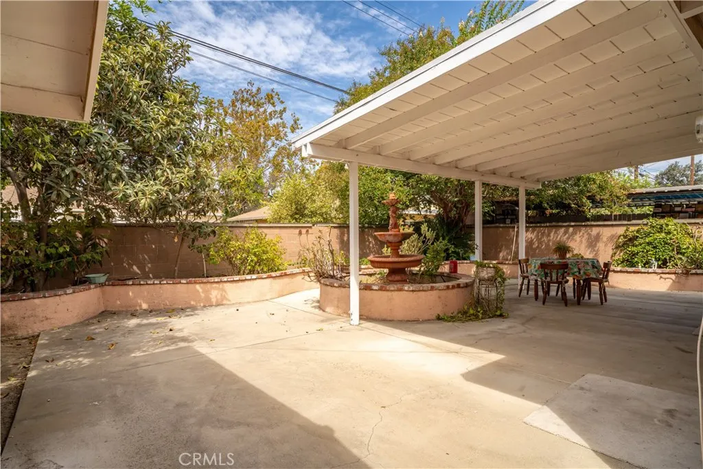 317 S Gardenglen Street