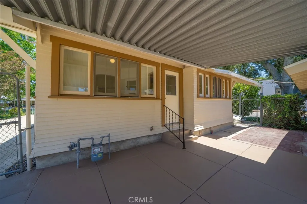 2382 Bonita Avenue