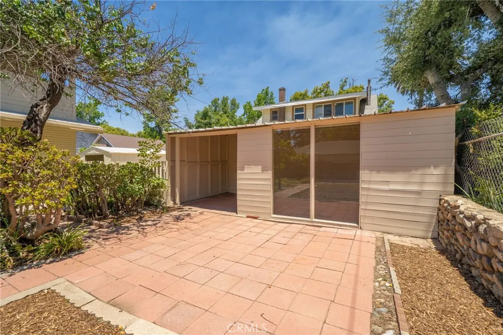 2382 Bonita Avenue