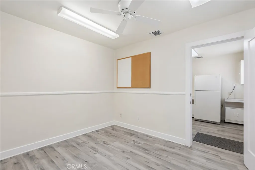 101 W Bennett Avenue