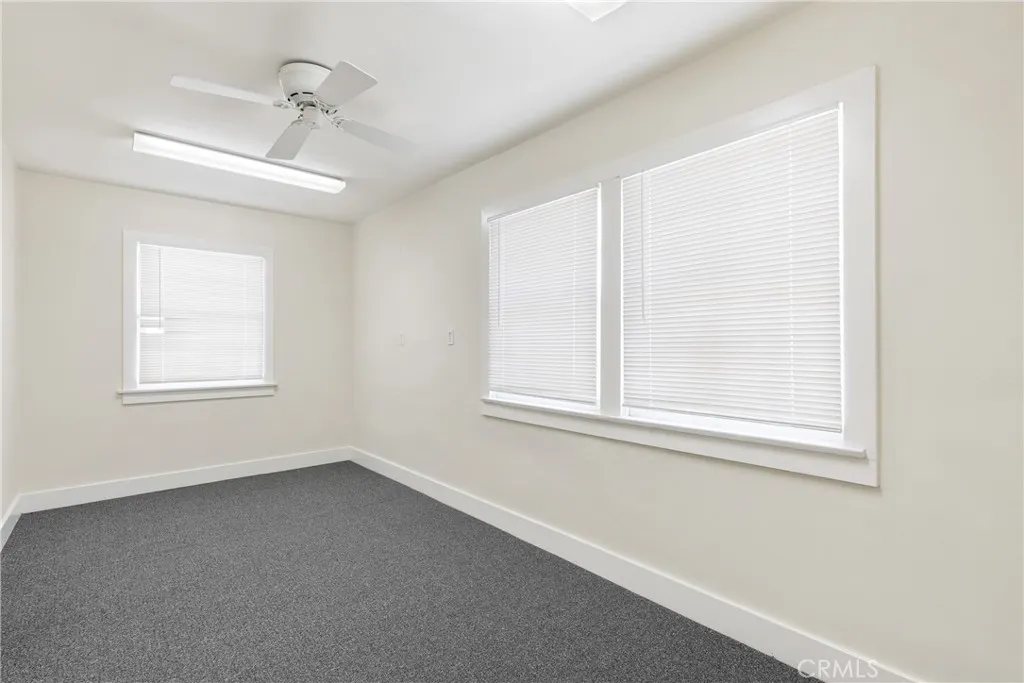 101 W Bennett Avenue