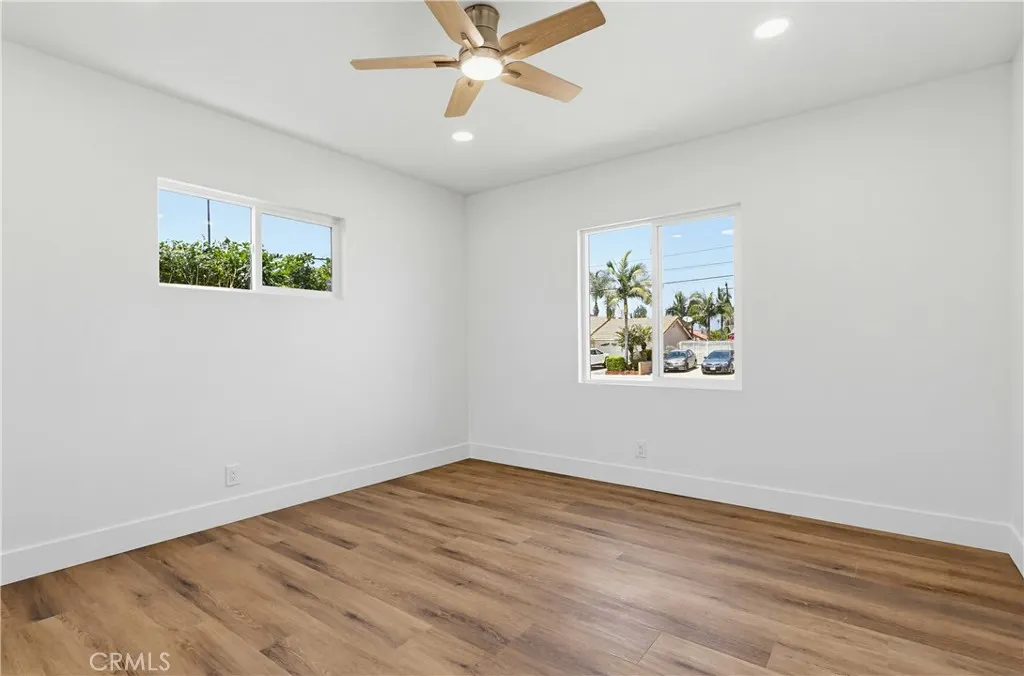 1532 E Old Badillo