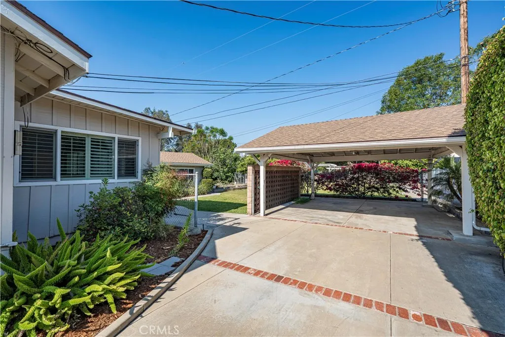 543 Ranch Lane