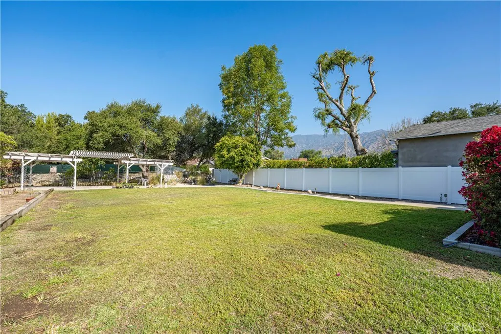 543 Ranch Lane