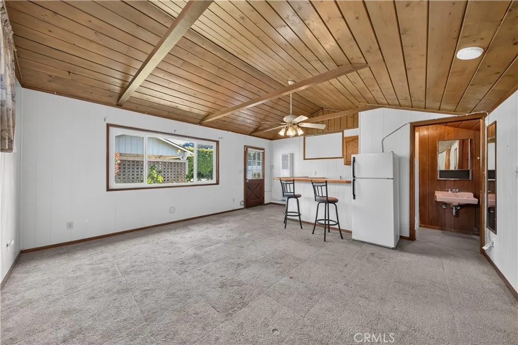 543 Ranch Lane