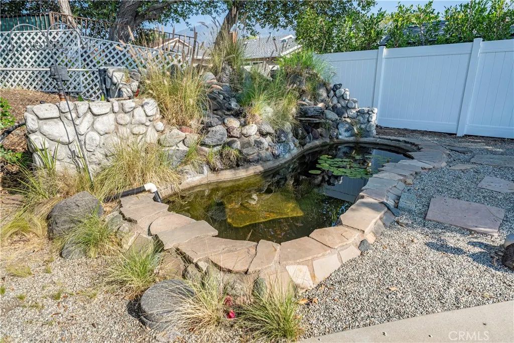 543 Ranch Lane