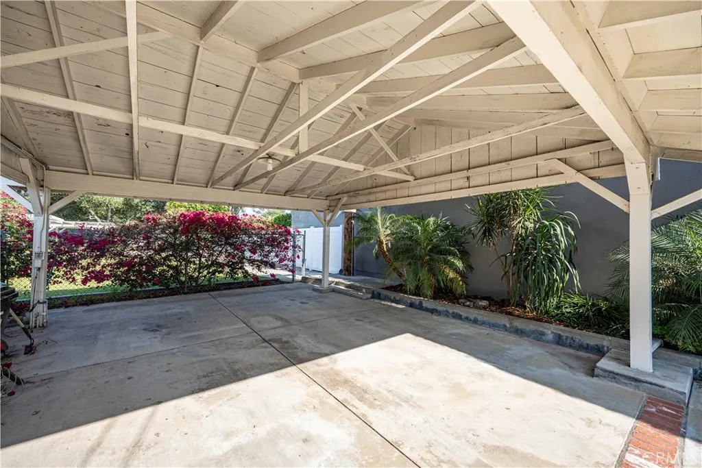 543 Ranch Lane
