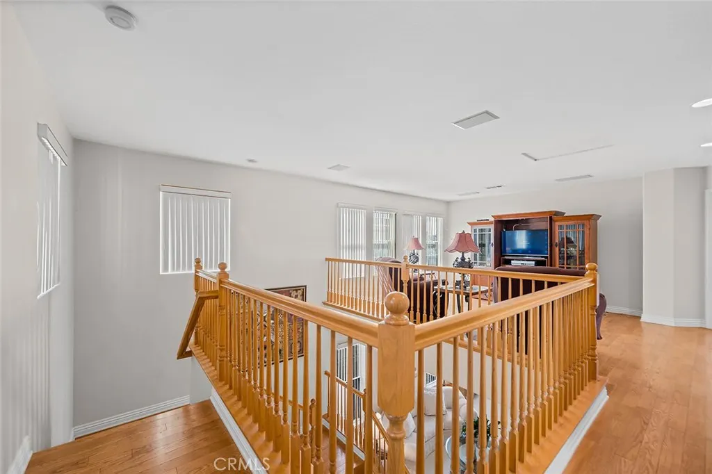 4220 Foxrun