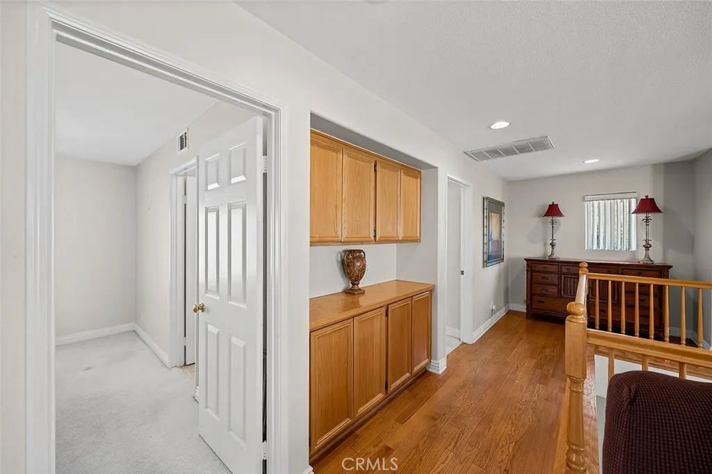4220 Foxrun