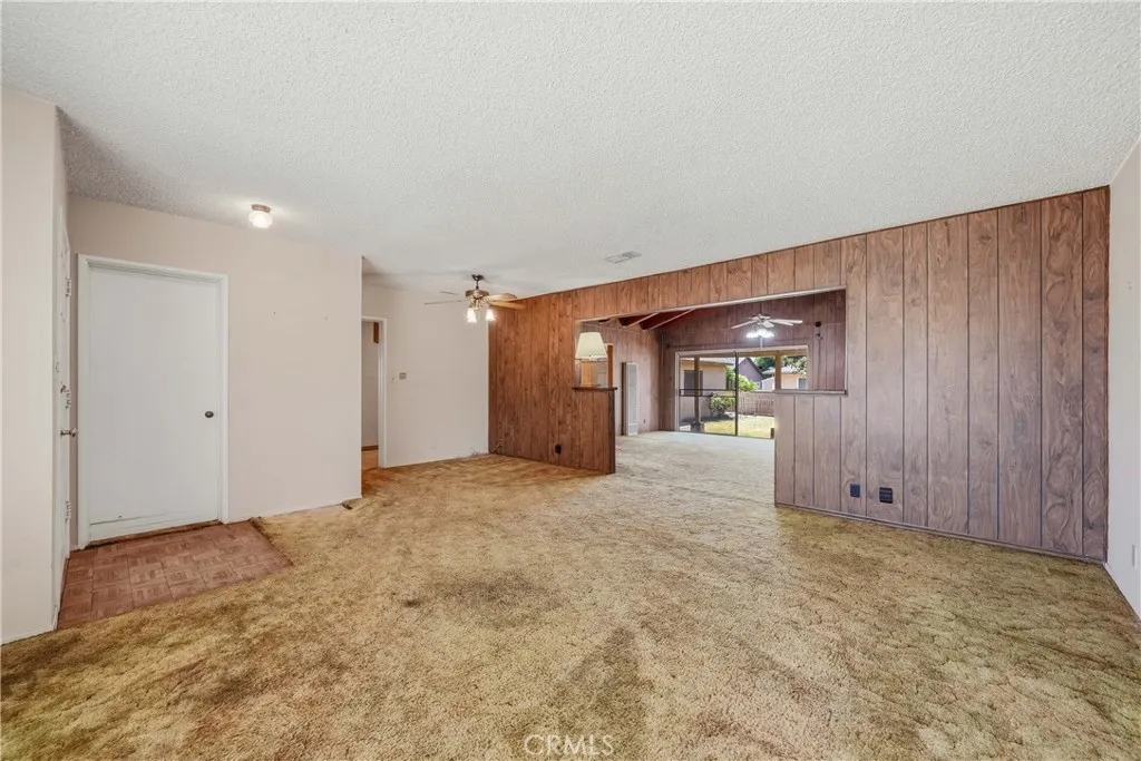 4139 N Ellen