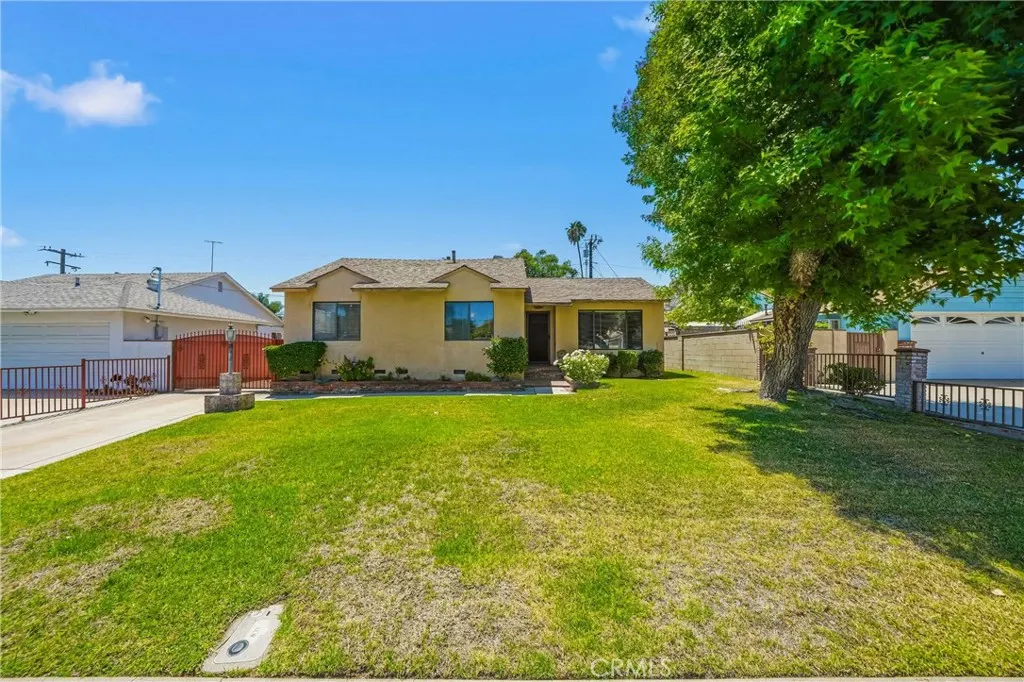 4139 N Ellen