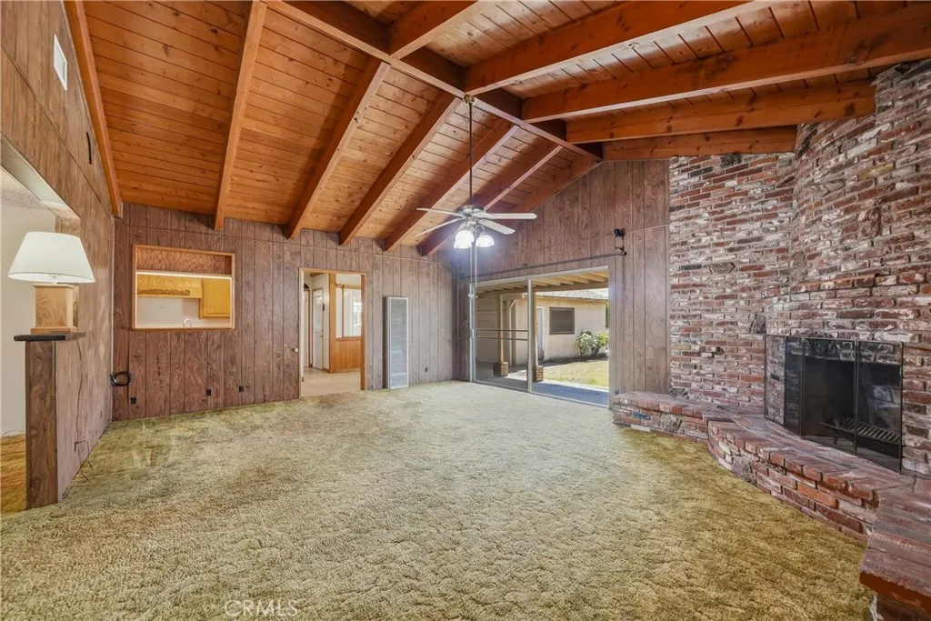 4139 N Ellen