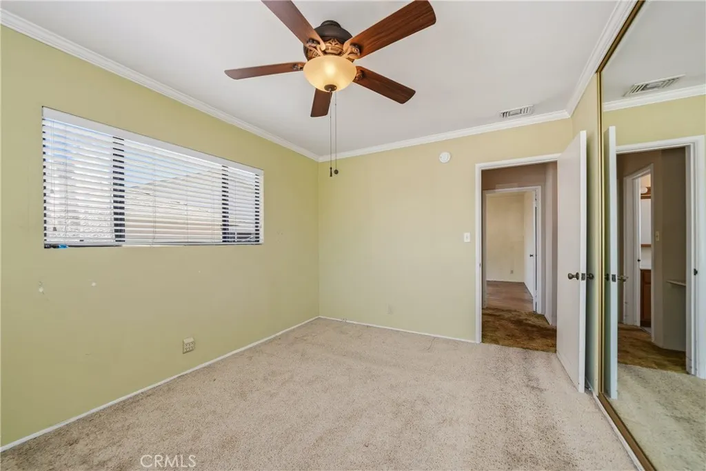 4139 N Ellen