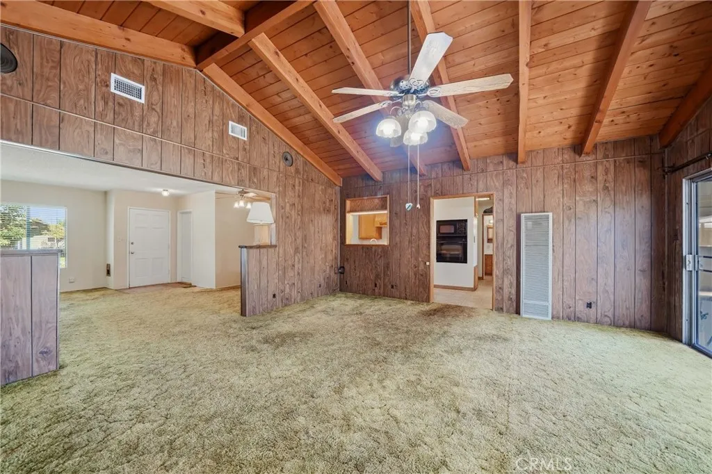 4139 N Ellen