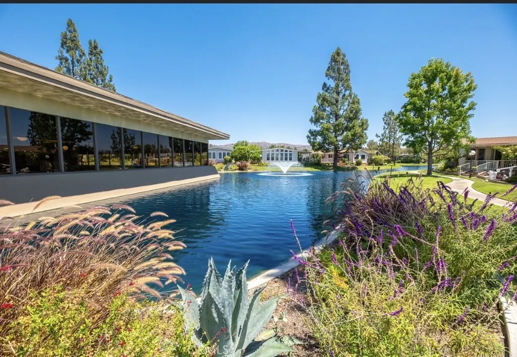 1362 Silver Lake Place