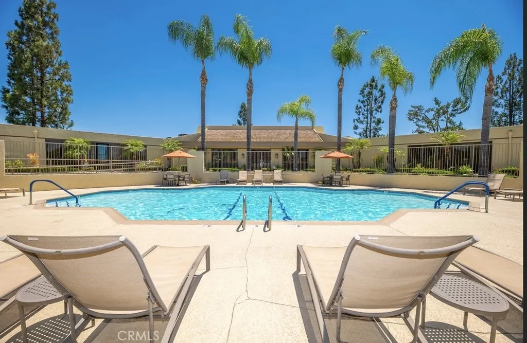 1362 Silver Lake Place