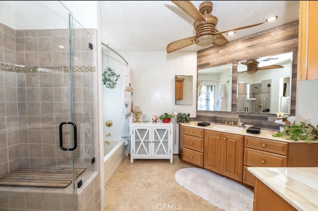 1362 Silver Lake Place