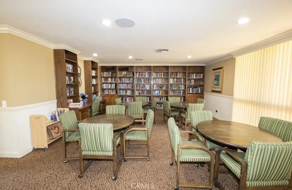 1362 Silver Lake Place