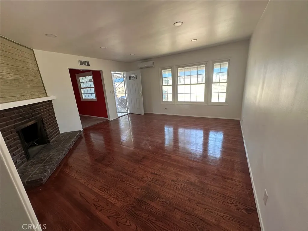 4455 N Lark Ellen Lane