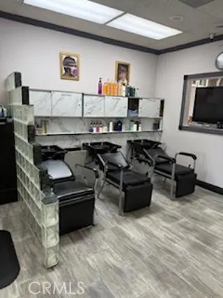 2084 FOOTHILL Boulevard #G