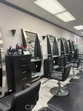 2084 FOOTHILL Boulevard #G