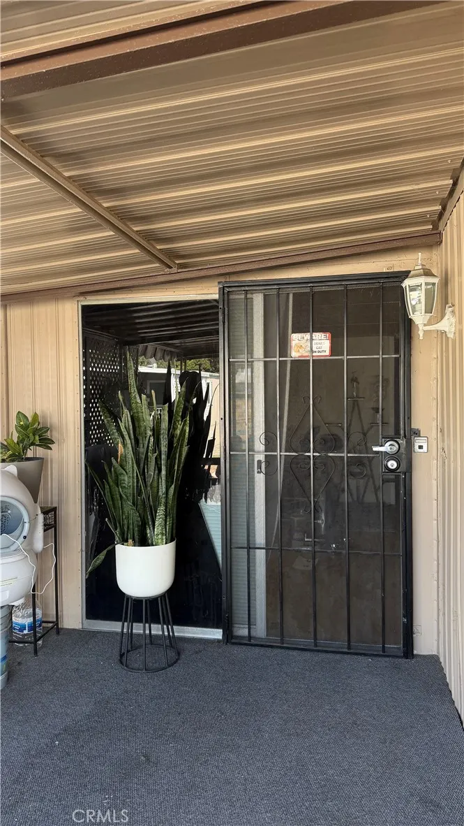 301 E Foothill Blvd #168