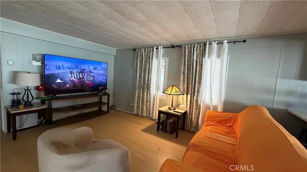301 E Foothill Blvd #168