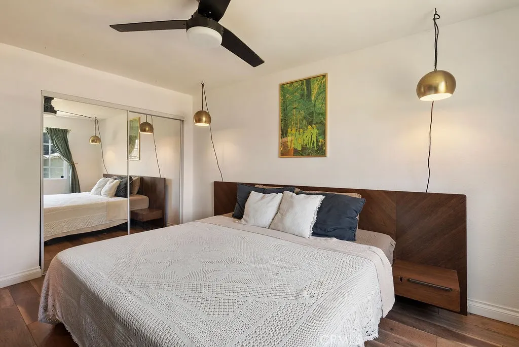 346 W Artesia