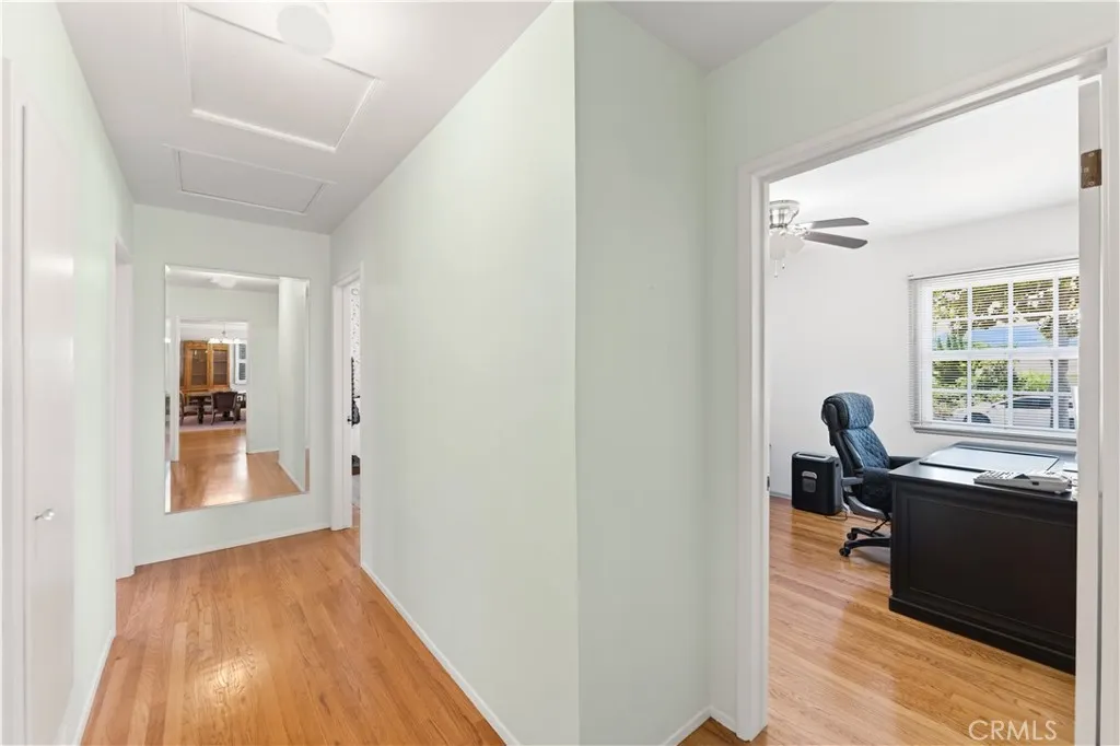 903 E Dalton