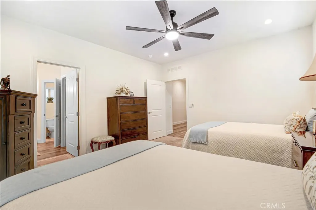 3800 Bradford #202