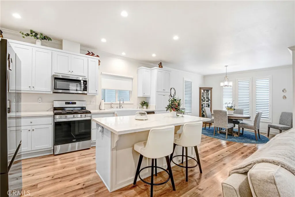 3800 Bradford #202
