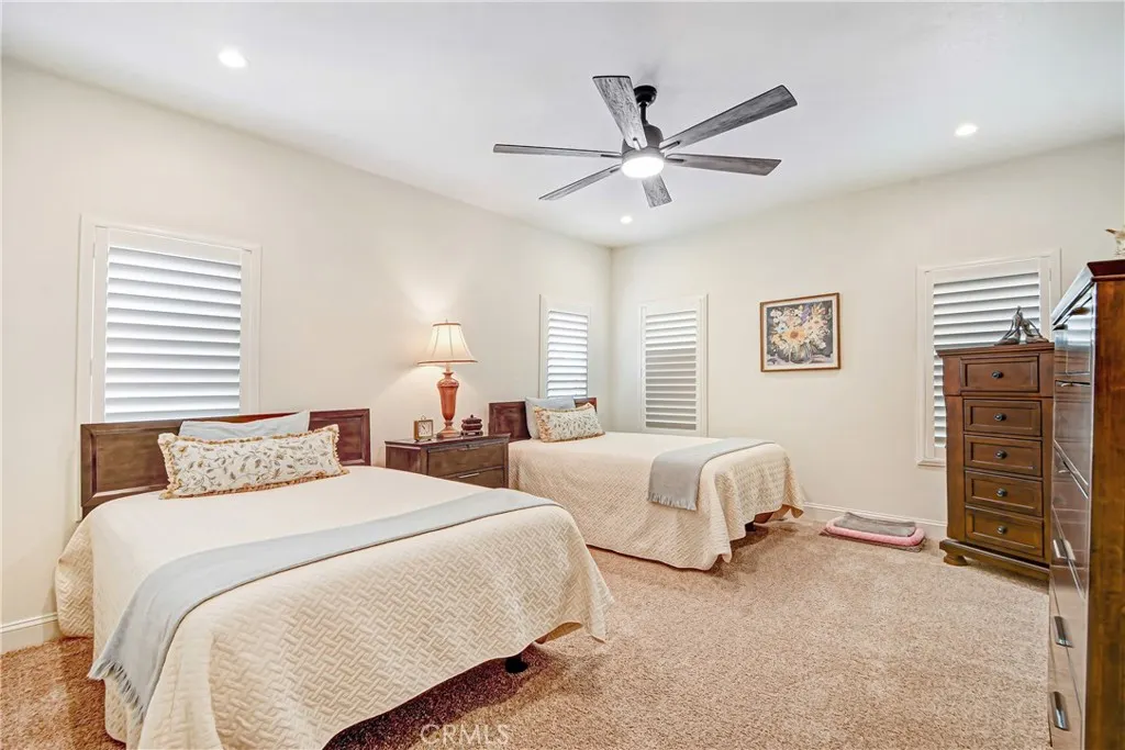 3800 Bradford #202