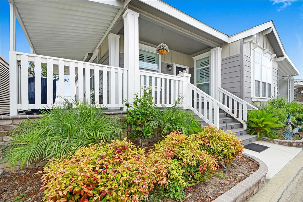 3800 Bradford #202