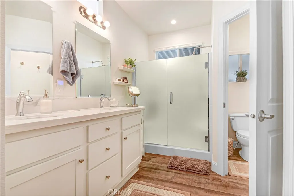 3800 Bradford #202
