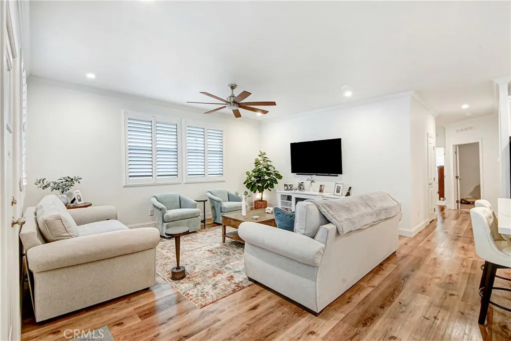 3800 Bradford #202