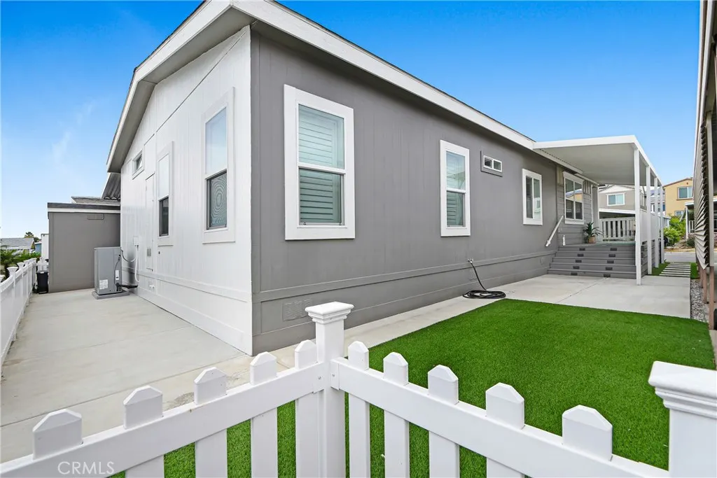 3800 Bradford #202