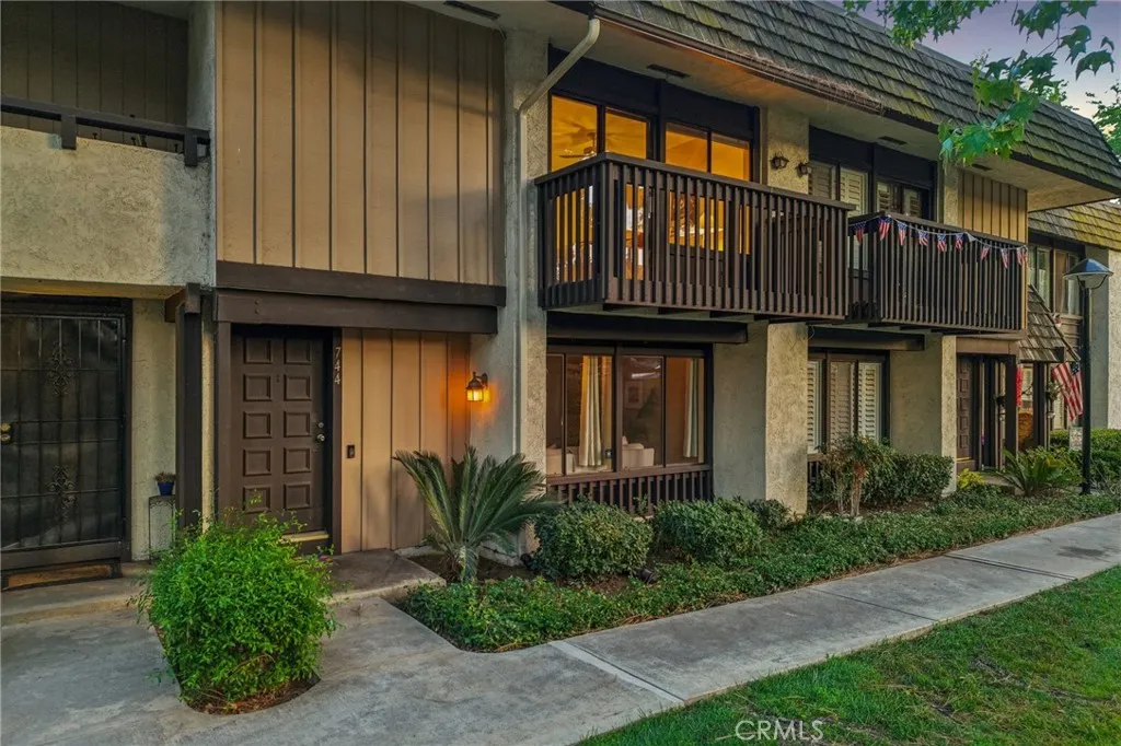 744 Smokewood Lane