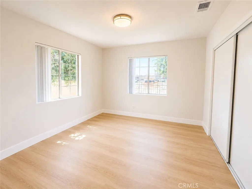 548 N Reservoir