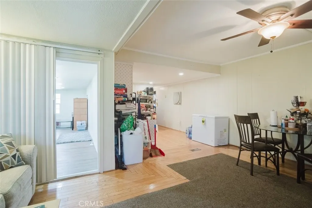 4400 Holt Boulevard #37