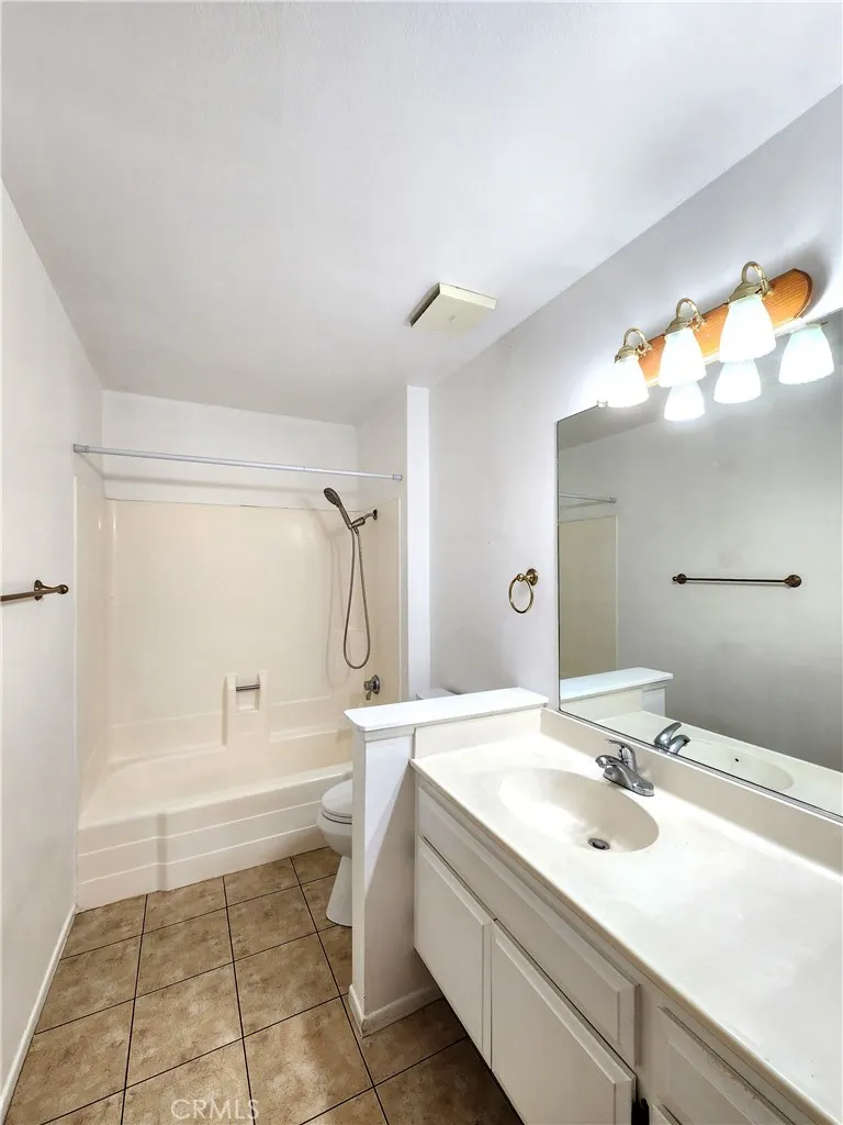 1264 Tarryglen Ln
