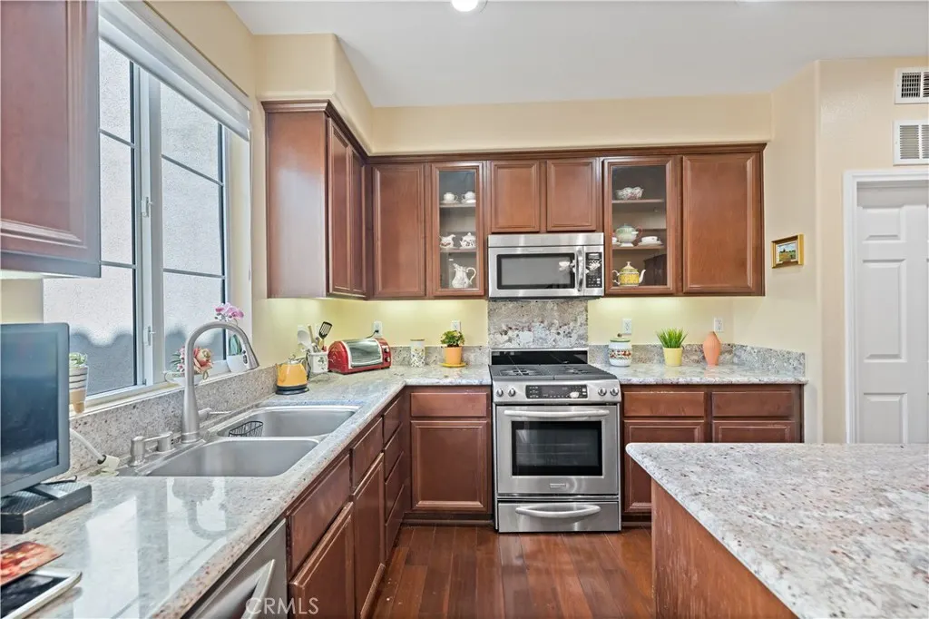 729 Park View Terrace