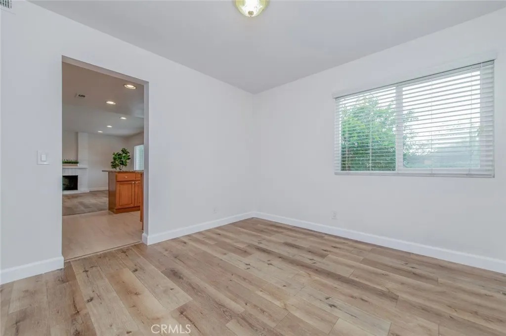 1441 Rolling Knoll Road
