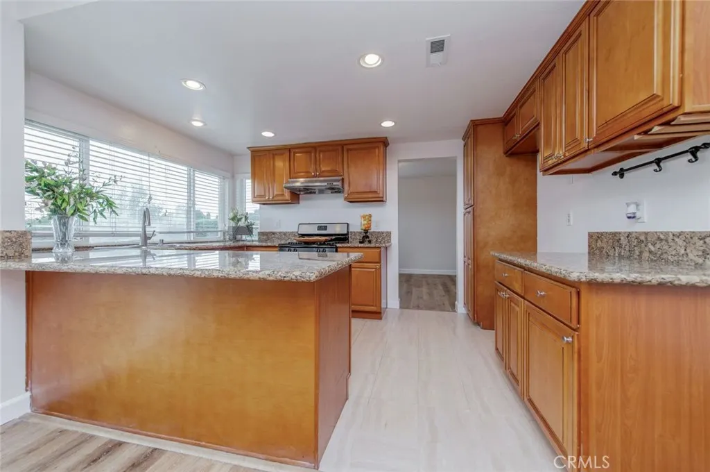 1441 Rolling Knoll Road